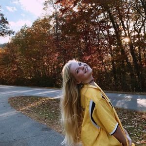 Meet your Posher, Mollie